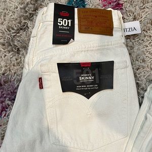 Levi’s 501 women’s skinny jeans. 24 waist, 28 length. Brand new w/tags